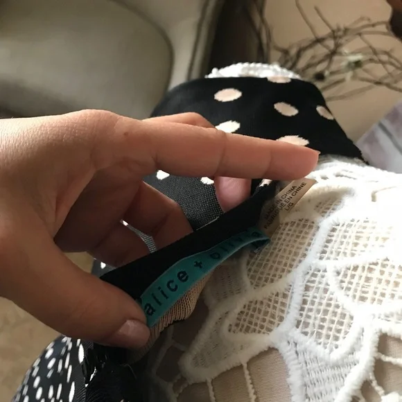 Alice + Olivia Polk a dot dress sz L - Picture 3 of 3